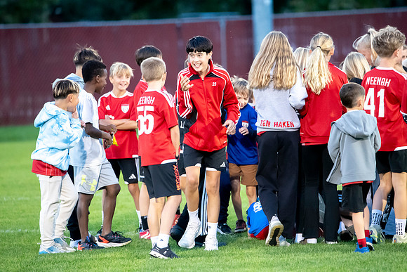 NHS Soccer 0704