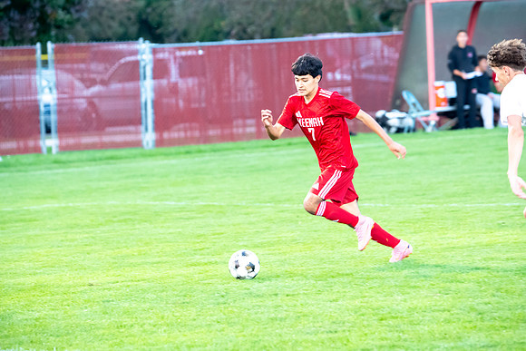 NHS Soccer 0470