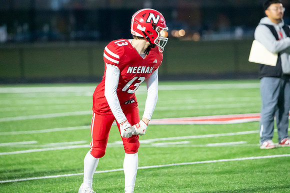 Neenah vs DePere 0103