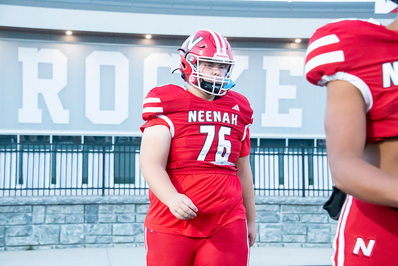 Neenah vs DePere 0020