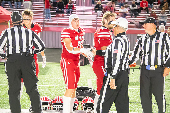 Neenah vs Hortonville 0128