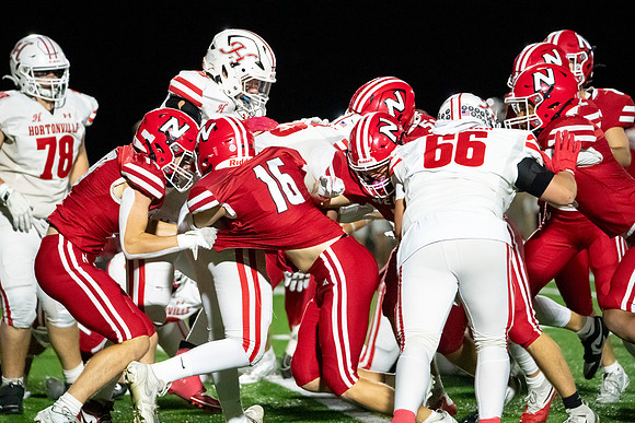 Neenah vs Hortonville 0371