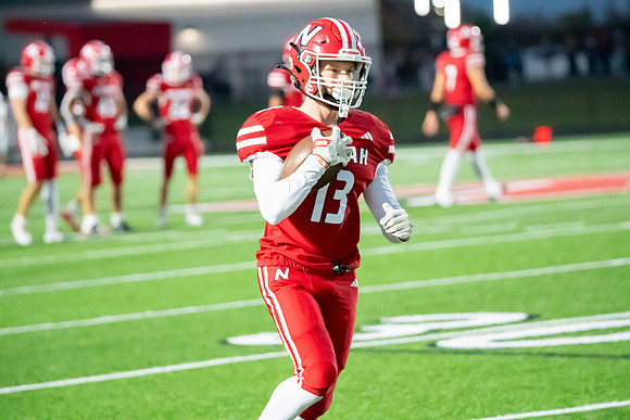 Neenah vs DePere 0154