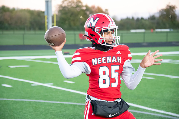 Neenah vs Kimberly 0093