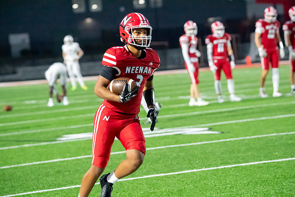 Neenah vs DePere 0155
