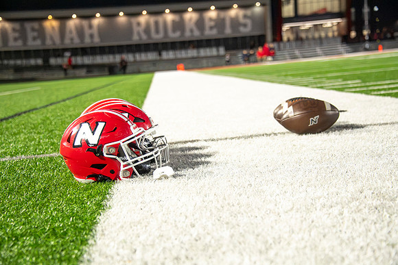 Neenah vs Hortonville 0206