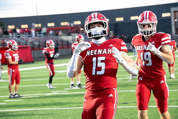 Neenah vs Hortonville 0051