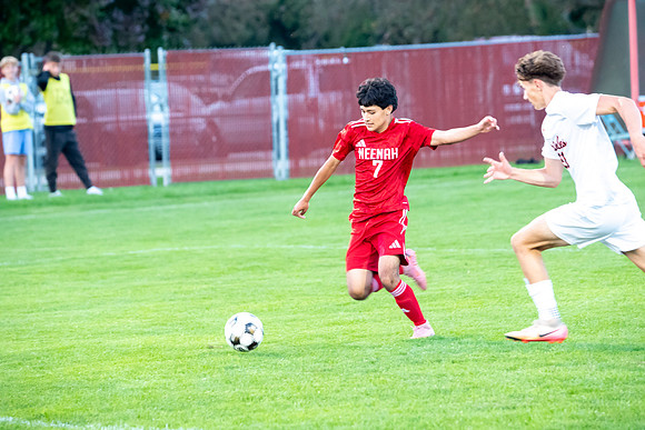 NHS Soccer 0472
