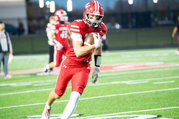 Neenah vs DePere 0127