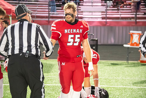 Neenah vs Hortonville 0122