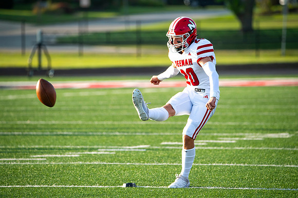 Neenah vs Montego 0077