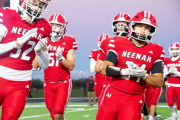 Neenah vs Kimberly 0237
