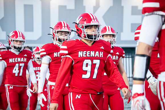 Neenah vs DePere 0045