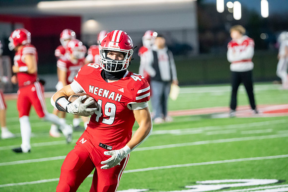 Neenah vs DePere 0134