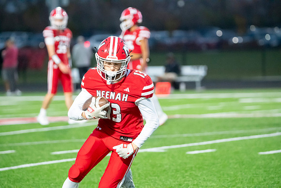 Neenah vs DePere 0075