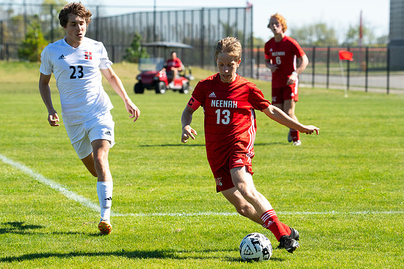 Neenah vs Sussex Hamilton 255