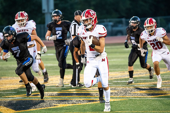 Neenah v Oshkosh West_0394