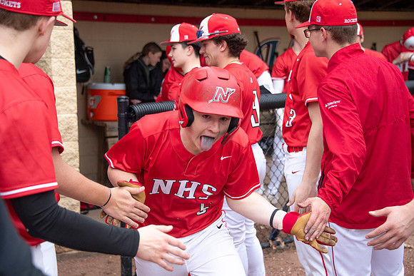 Neenah vs Hortonville 0024