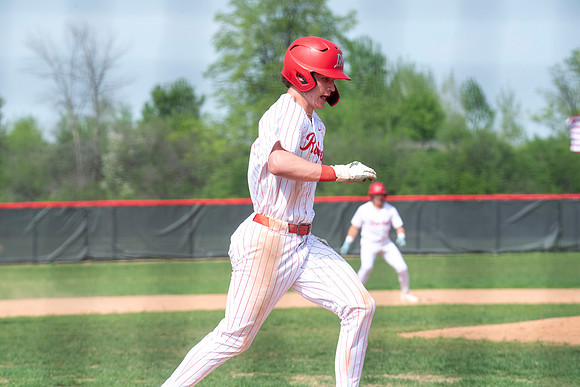 Neenah vs Hortonville 0341