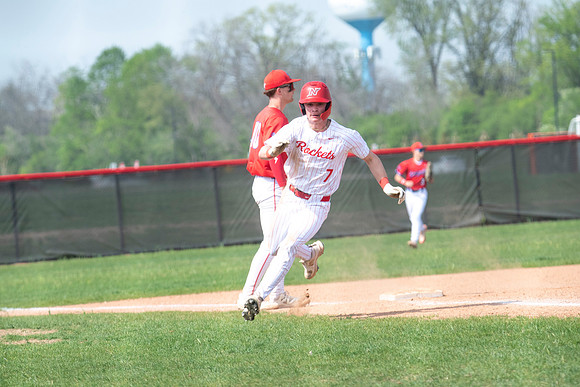 Neenah vs Hortonville 0323
