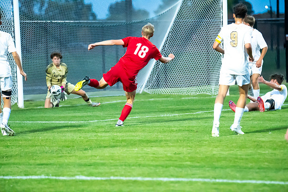 Neenah vs Appleton North 061