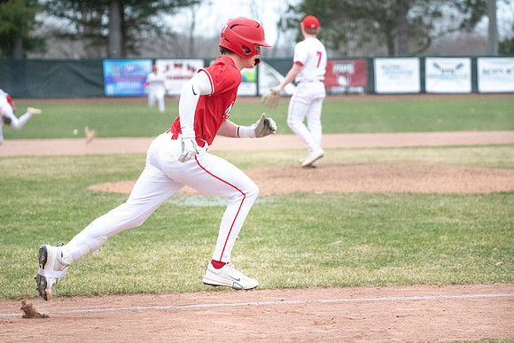 Neenah vs Hortonville 0238