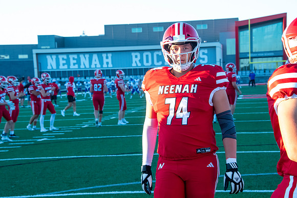 Neenah vs Oshkosh West 0273