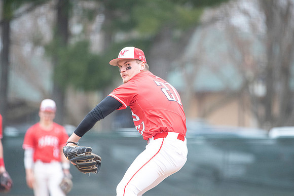 Neenah vs Hortonville 0426