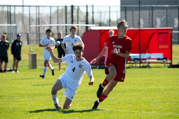 Neenah vs Sussex Hamilton 208