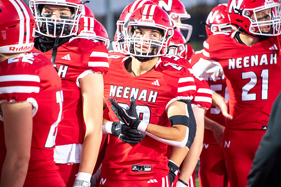 Neenah vs Hortonville 0171
