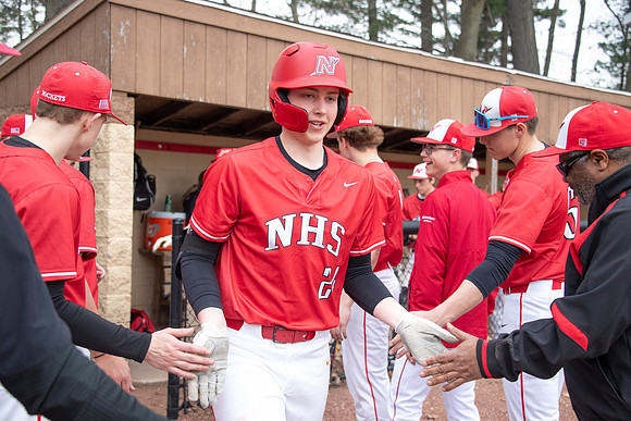 Neenah vs Hortonville 0035