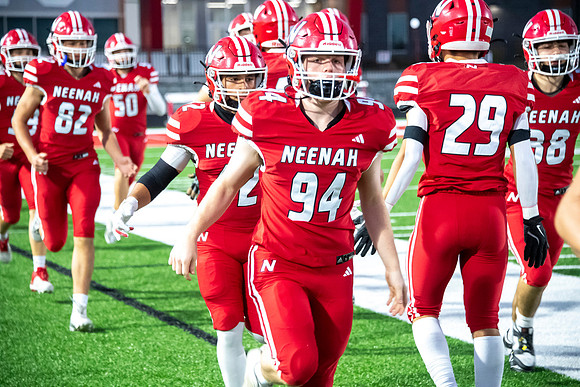 Neenah vs Hortonville 0158