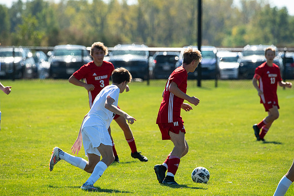Neenah vs Sussex Hamilton 184