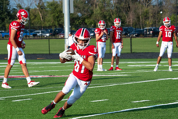 Neenah vs DePere 0069