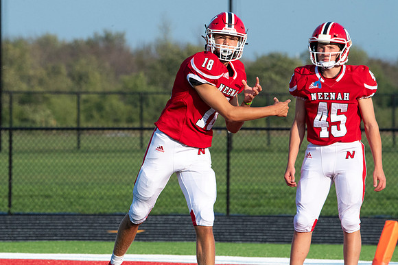 Neenah vs DePere 0100