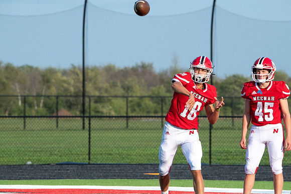 Neenah vs DePere 0098