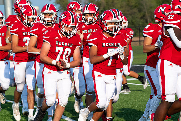 Neenah vs DePere 0184