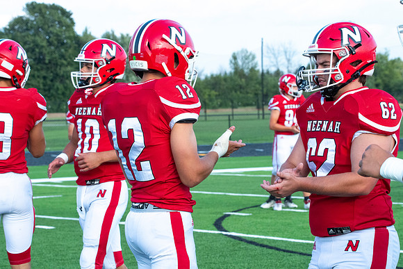 Neenah vs DePere 0207