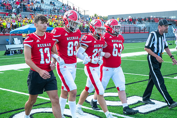 Neenah vs DePere 0235