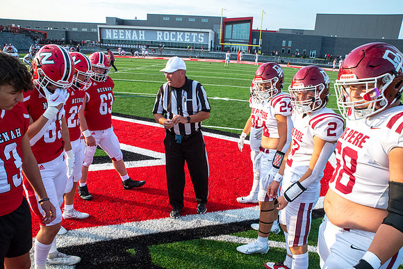 Neenah vs DePere 0245