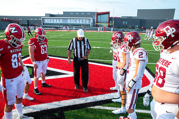 Neenah vs DePere 0248