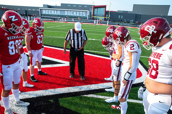 Neenah vs DePere 0249