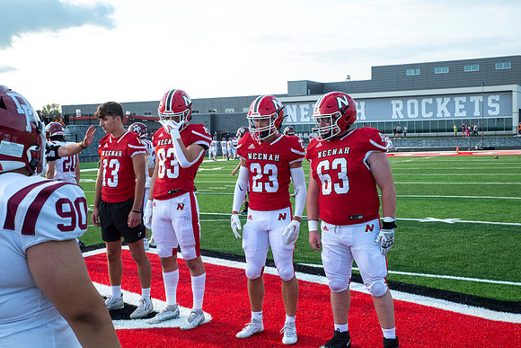 Neenah vs DePere 0255