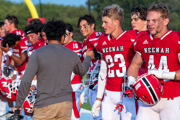 Neenah vs DePere 0345