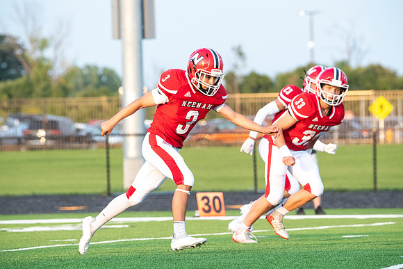 Neenah vs DePere 0424