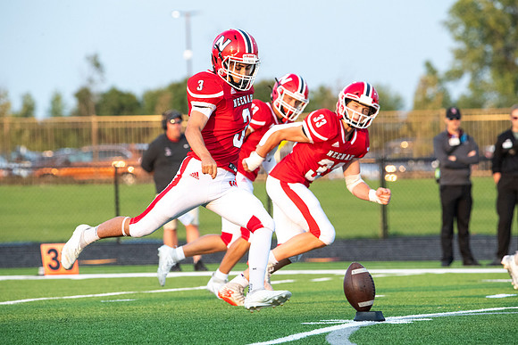 Neenah vs DePere 0427
