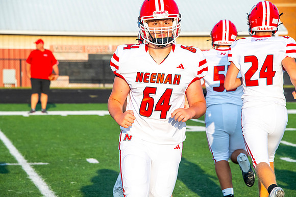 Neenah vs Montego 0293