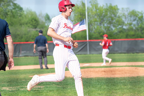 Neenah vs Hortonville 0445