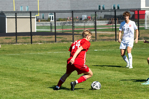 Neenah vs Sussex Hamilton 056