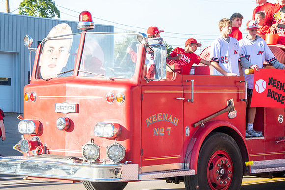 Homecoming Parade 060